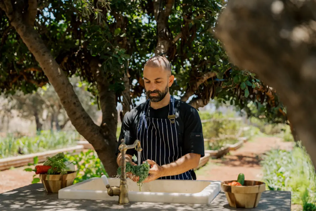 PRIVATE CHEF EXPERIENCES IN CRETE